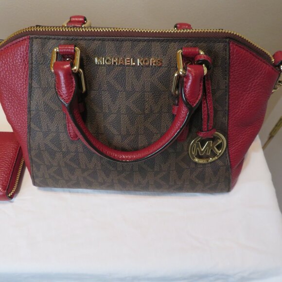 MICHAEL Michael Kors Red Pebble and MK Leather Satchel Crossbody and Wallet Set - Picture 3 of 15